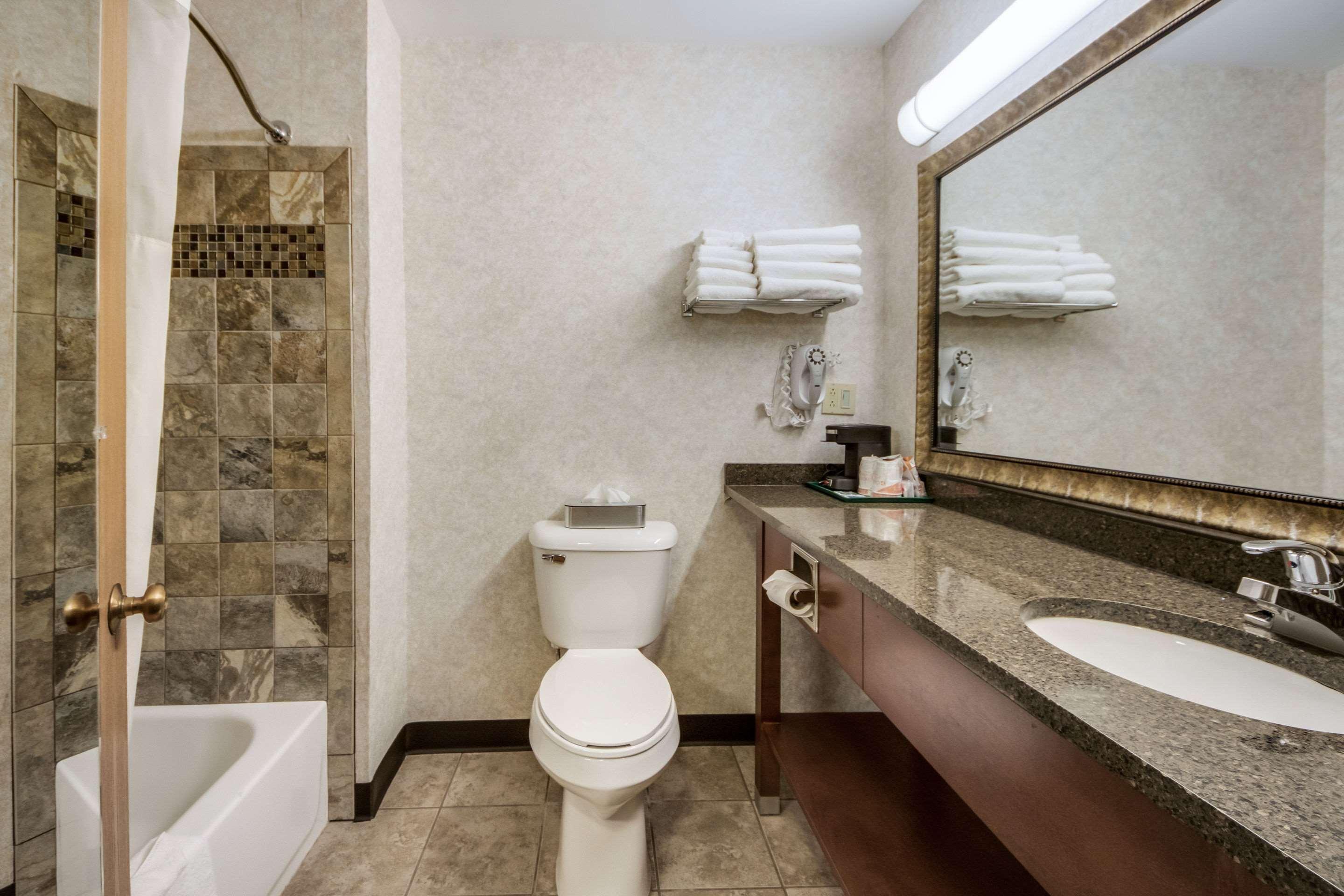 Quality Inn & Suites Newberry Buitenkant foto