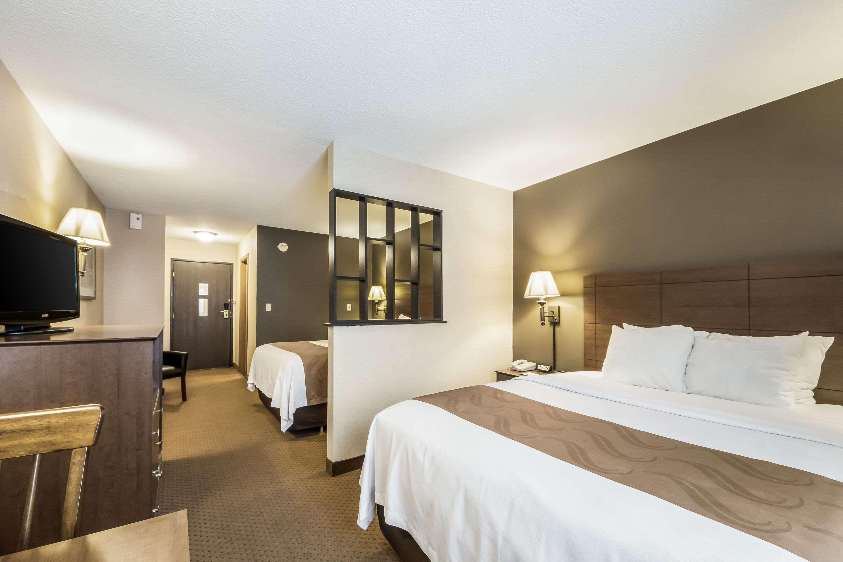 Quality Inn & Suites Newberry Buitenkant foto